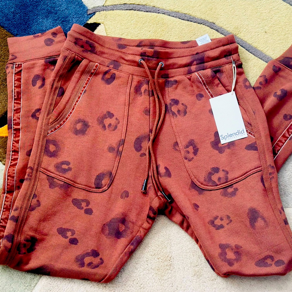 NEW NWT Splendid Corinna Leopard Print Jogger In Brown